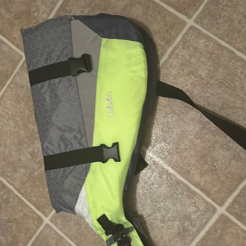 Dog life jacket
